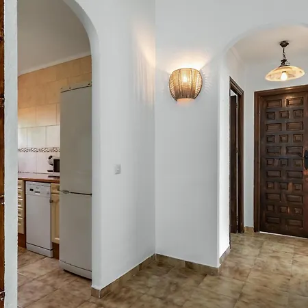 Pomelos Villa