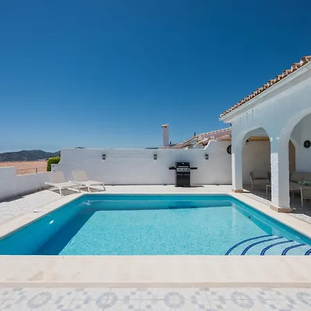 Pomelos Villa *