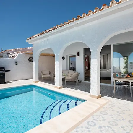 Pomelos Villa