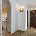 Pomelos Villa